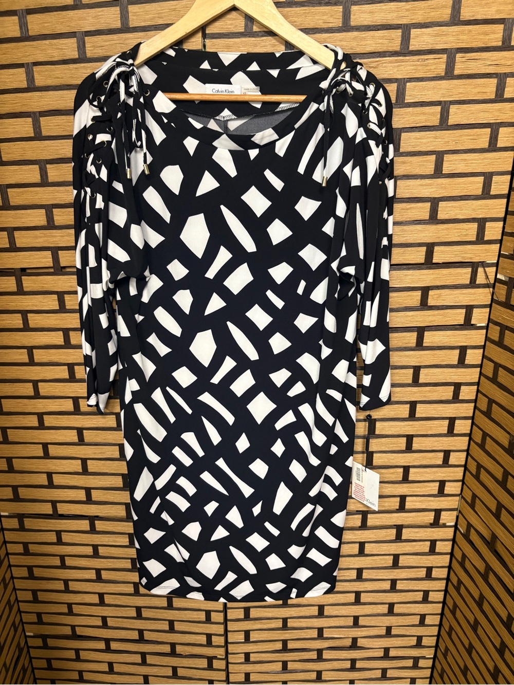 Calvin Klein black and white lace up shoulders dress size 12
